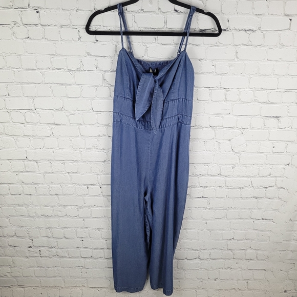 FOREST LILY | chambray smocked back spaghetti strap cropped jumpsuit playsuit - Picture 3 of 9